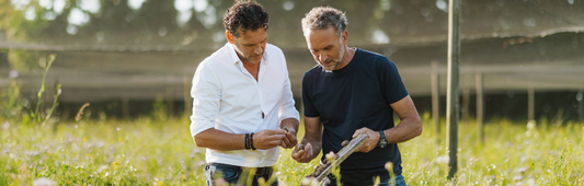 Les fondateurs dans les parcs de leur élevage